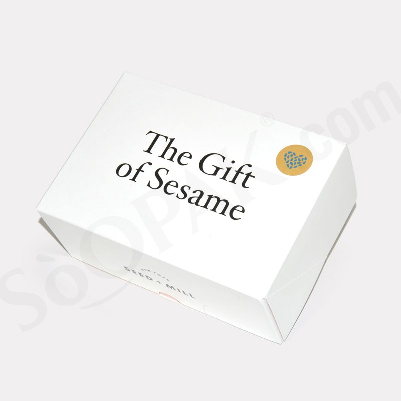 four corner gift boxes image